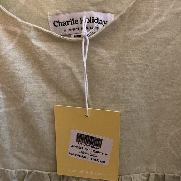 NWT Charlie Holiday The Harlow Dress in The Tropics Print size US 6 - Picture 10 of 13